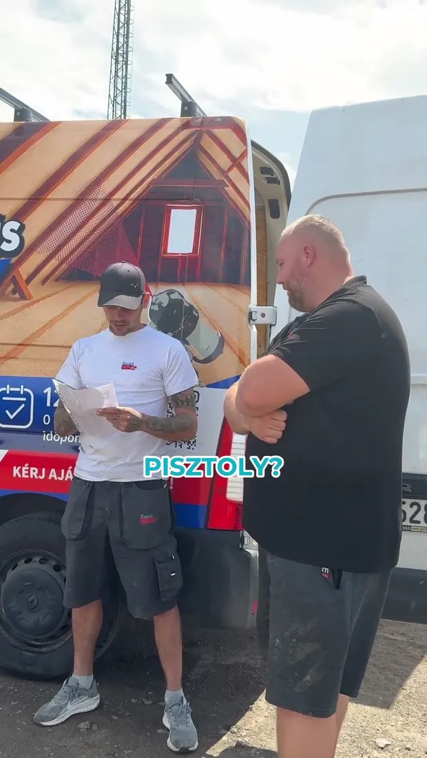Maszk? ✅ Pisztoly? ✅ Minden megvan? 😄 Így indul minden munkanap. Videó előnézete.