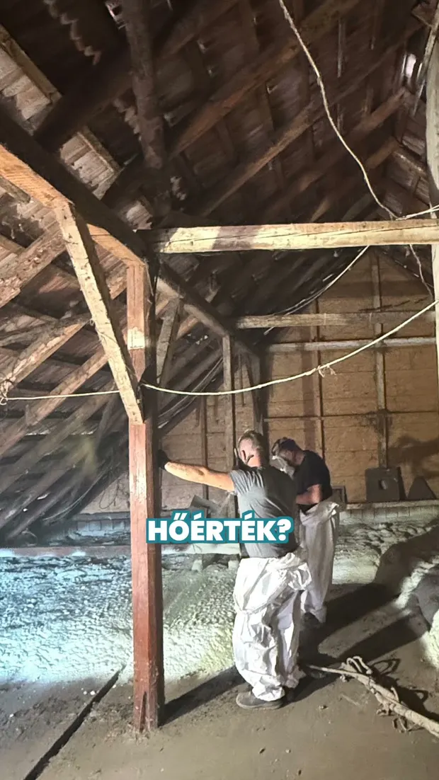Födémszigetelés Nagyivánon. Videó előnézete.