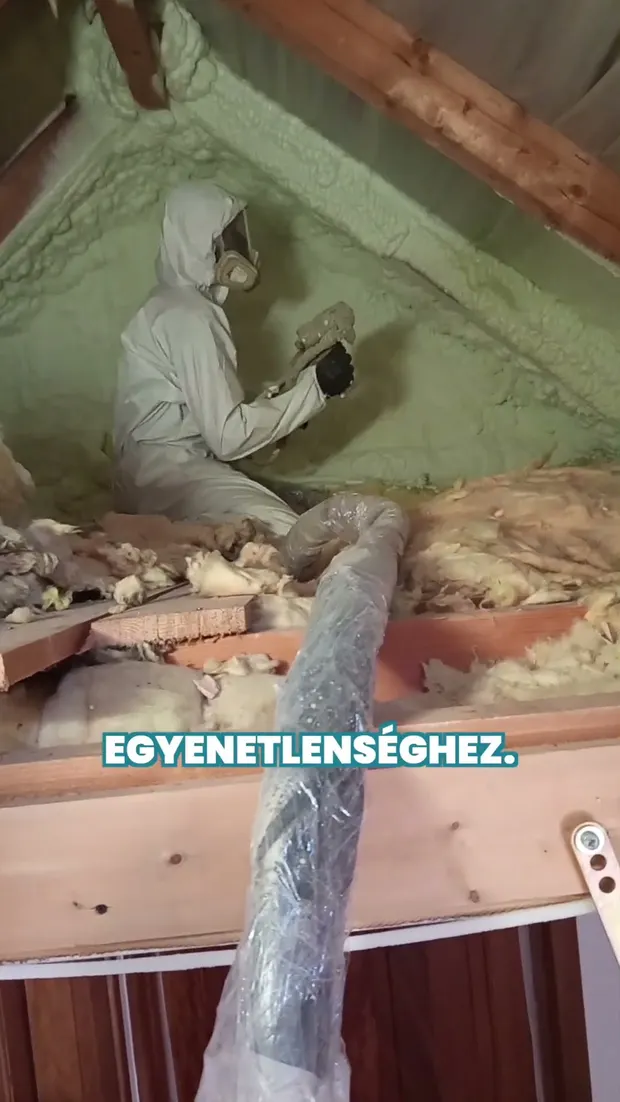 Födémszigetelés Diósdon: a régi szigetelés már nem nyújtotta a megfelelő hatást..😕. Videó előnézete.