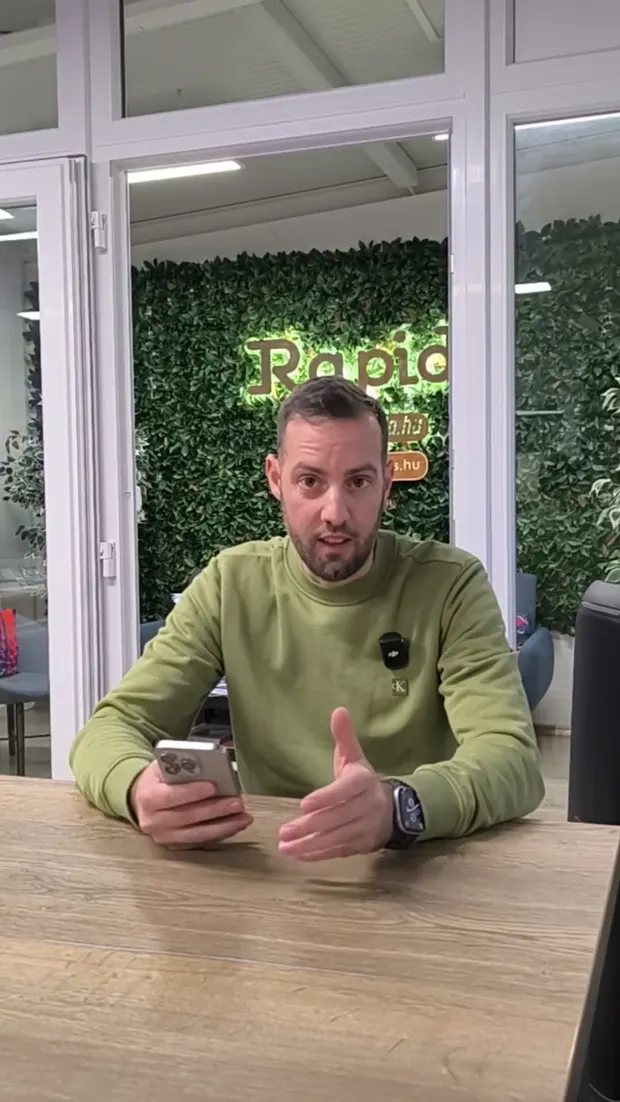 Hogy viselkedik a purhab a párával? #szigetelés #rapidszigetelés #hőszigetelés #purhabszigetelés. Videó előnézete.