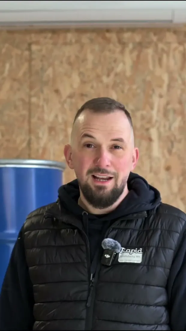 Mennyivel terhelhetőbb és lépésállóbb a purhab, mint a kőzetgyapot? #rapidszigetelés #purhab. Videó előnézete.