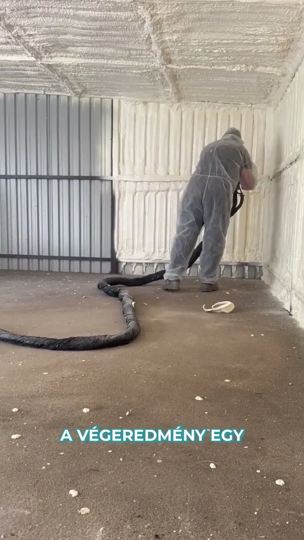 Lemezgarázs szigetelés zárt cellás purhabbal Előszálláson. Videó előnézete.