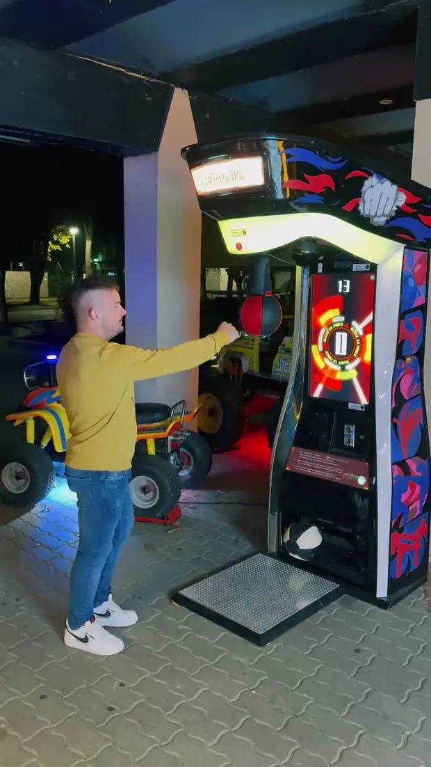 Láttad már, hogyan zajlik egy átlagos munkanap a Rapidszigetelés csapatával? 🤩 #rapidszigetelés. Videó előnézete.