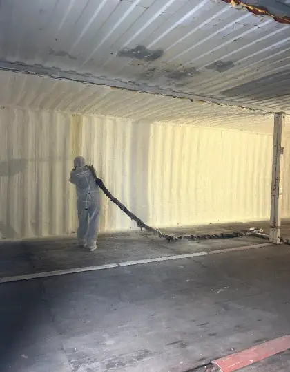 Ipari csarnok purhab szigetelése — referenciakép 47