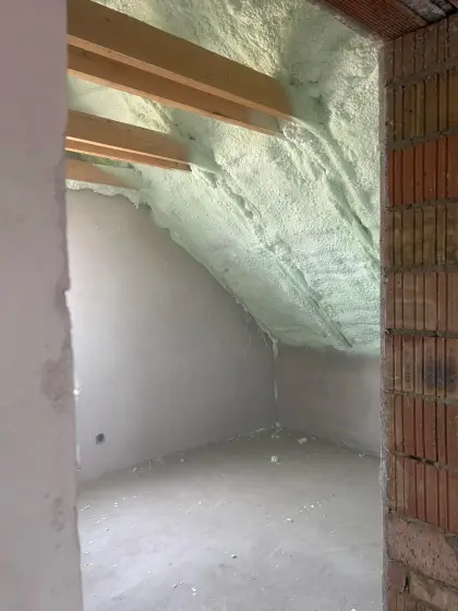 Tetőszerkezet purhab szigetelése — referenciakép 44